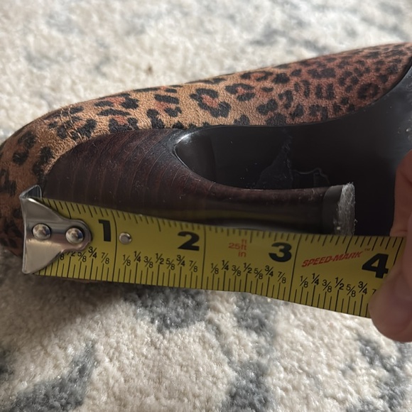 Impo stretch Leopard shoes size 8 - Picture 5 of 10